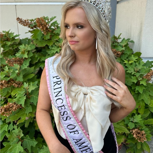 Bow Cocktail Dress - Picture 2 of 3